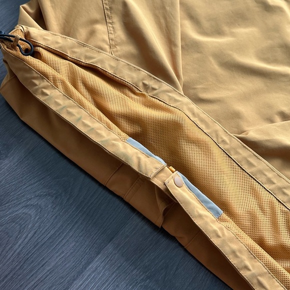 Uniqlo Parka - Picture 5 of 7